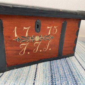 Zweedse houten kist uit 1775