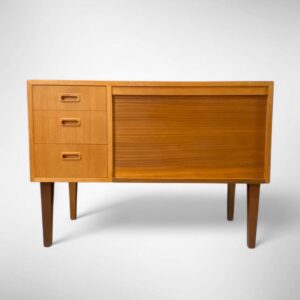 Vintage bureau/dressoir